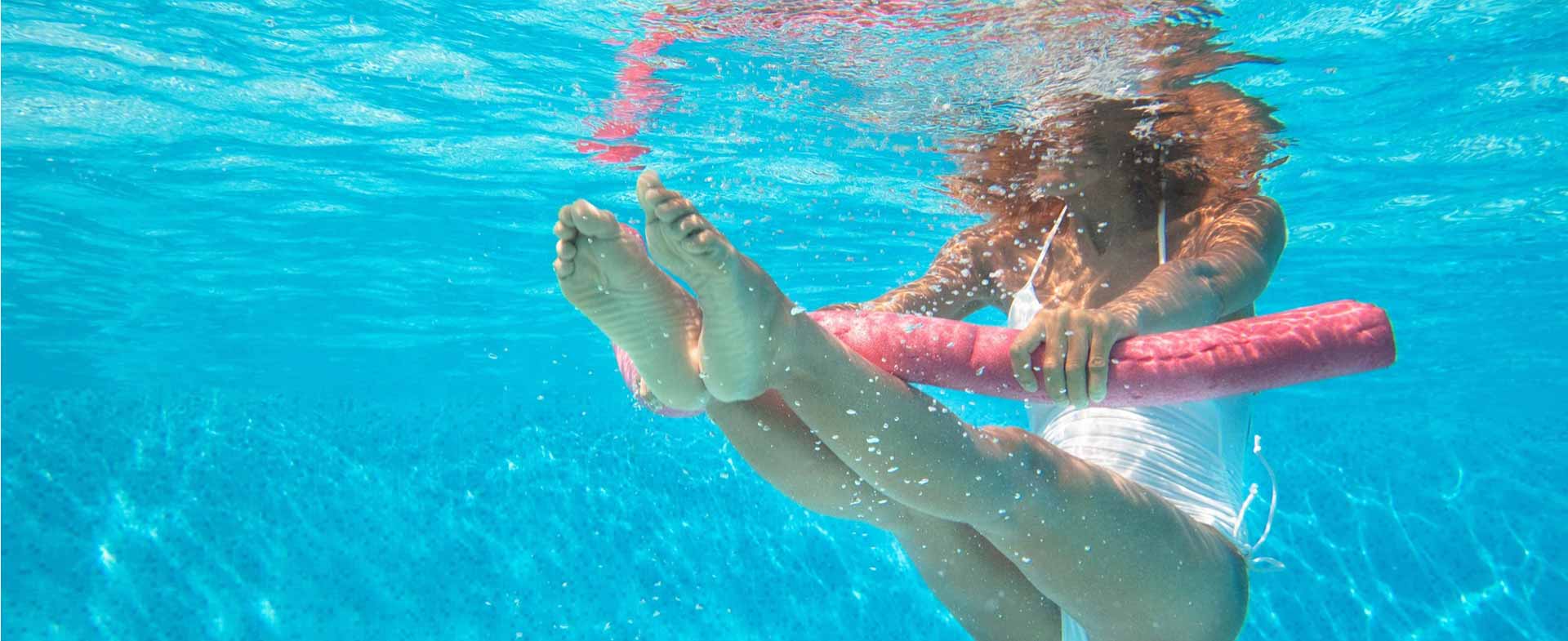 Pilates in piscina